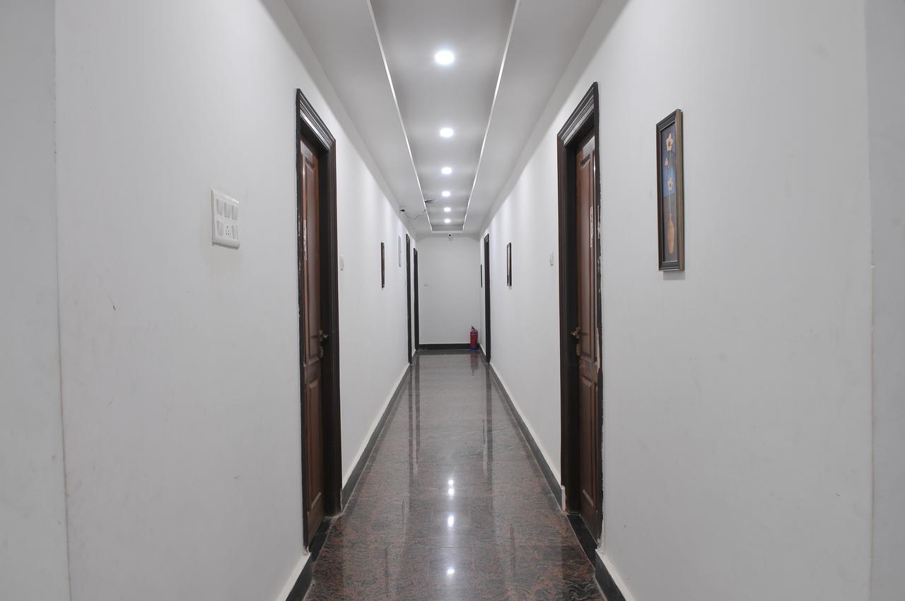 New Hotel Shiva Bodhgaya Bagian luar foto