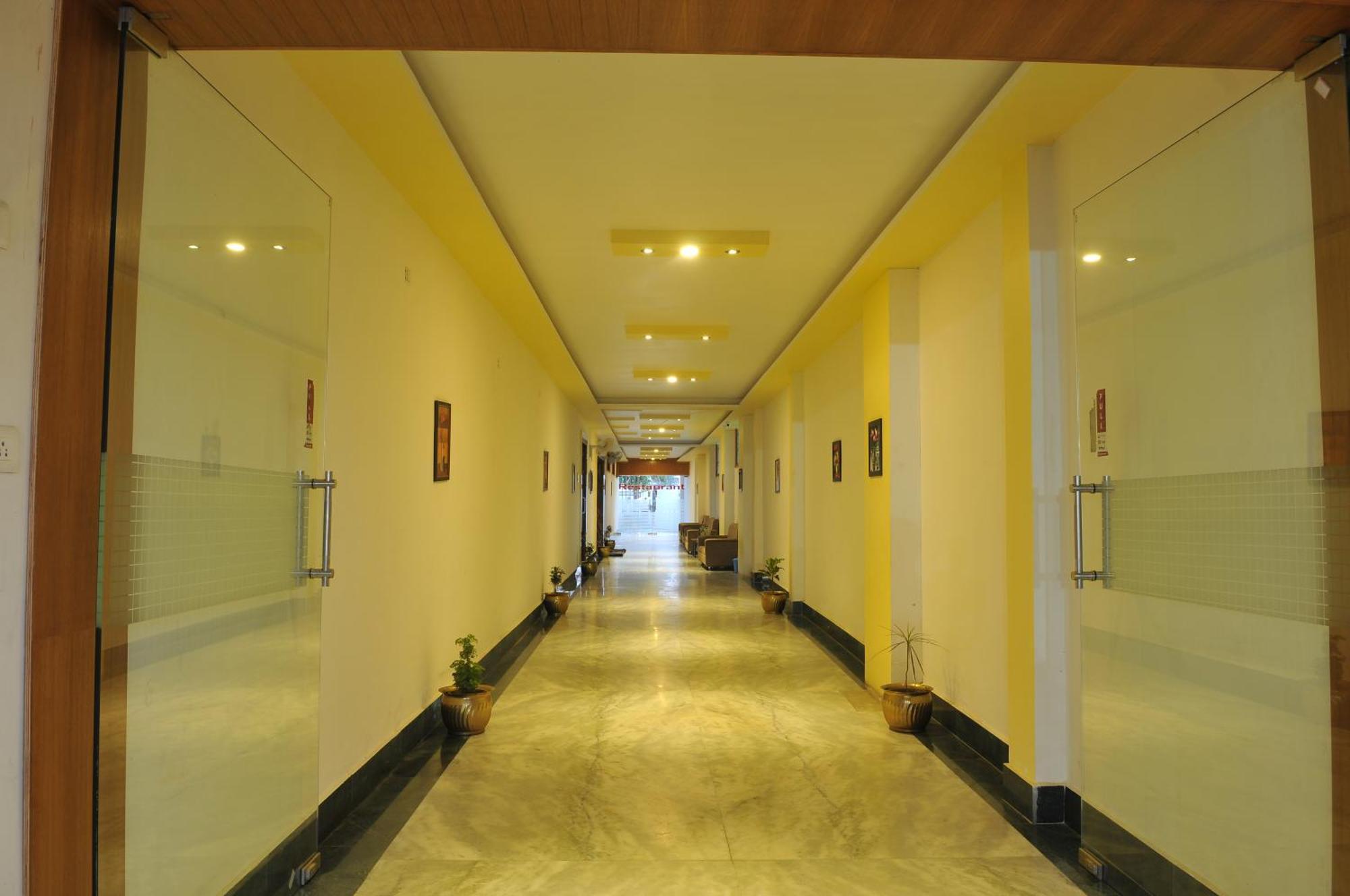 New Hotel Shiva Bodhgaya Bagian luar foto