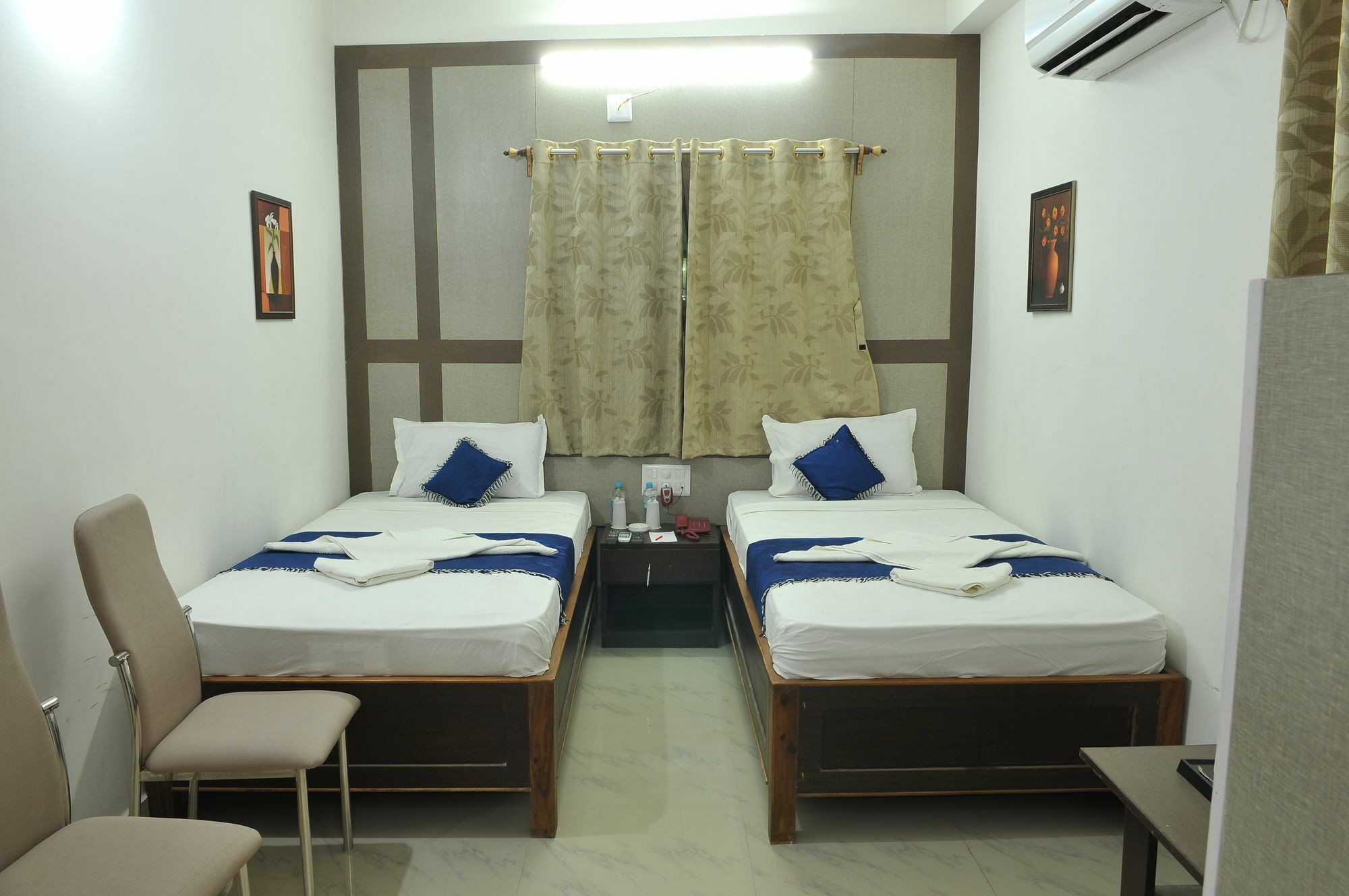 New Hotel Shiva Bodhgaya Bagian luar foto